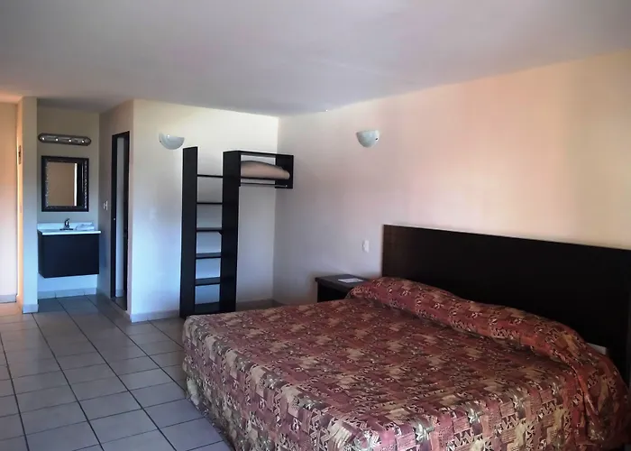 Los Jitos Hotel&Suites