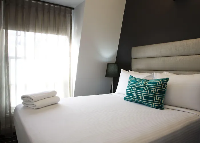 Hotel Challis Potts Point
