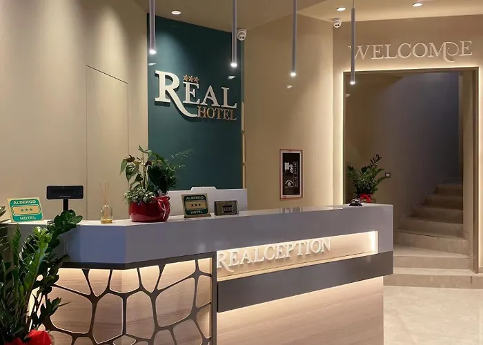 Hotel Real