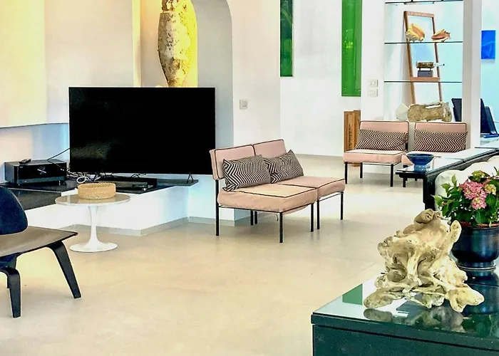 Design Villa With Private Sea Access In Portofino