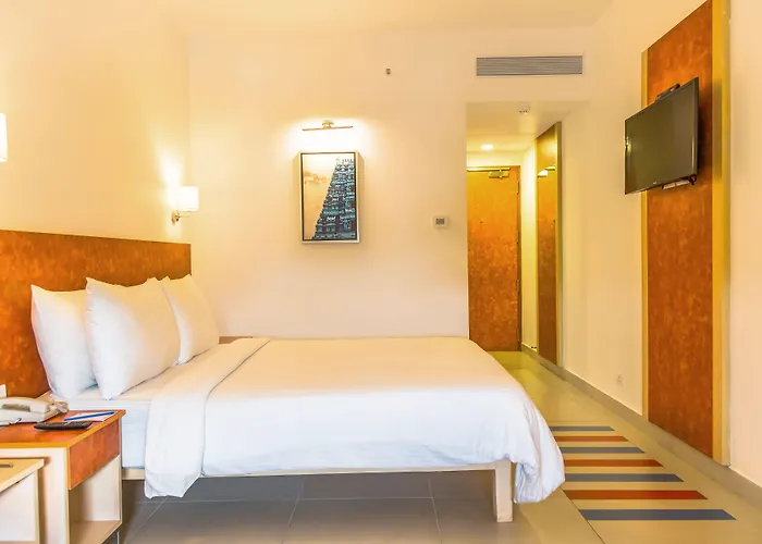 Kalyan Grand - A Business Hotel