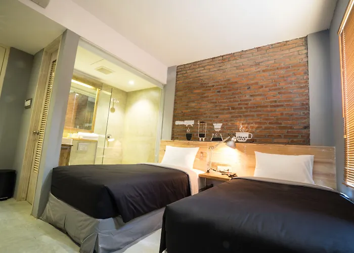 Summerbird - Bed And Brasserie