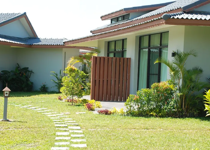 Nirvana Hotel And Resort