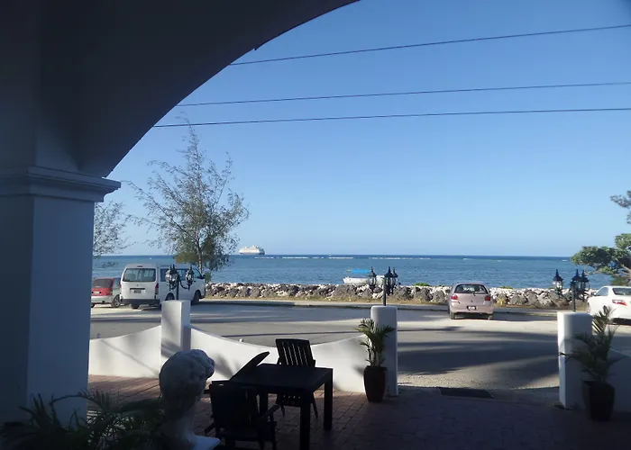 Little Italy Hotel
