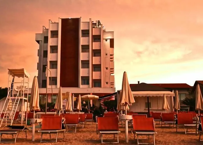 Hotel Ambassador