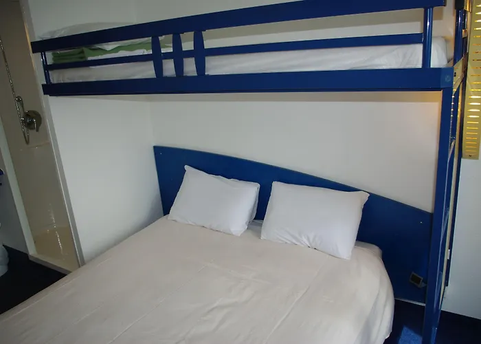 greet hotel Paris Nord 18è