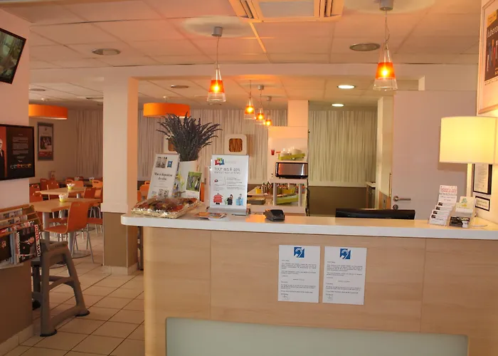 First Inn Hotel