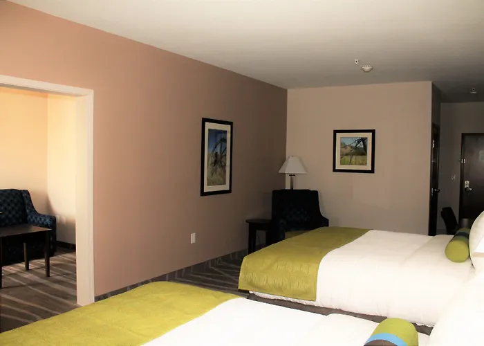 Best Western Plus Denver City Hotel & Suites