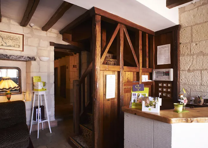Logis Hotel Le Bussy