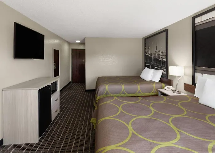 Super 8 By Wyndham Shepherdsville - Louisville South I65