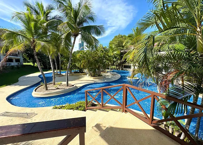 Coronado Luxury Club And Suites,Oasis