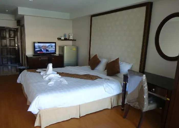 Maleez Lodge