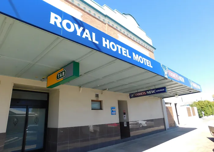 Royal Hotel-Motel