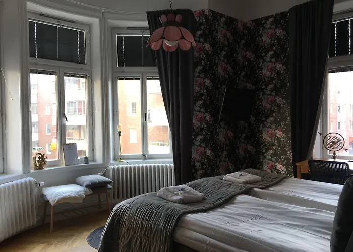 Morris Hotel