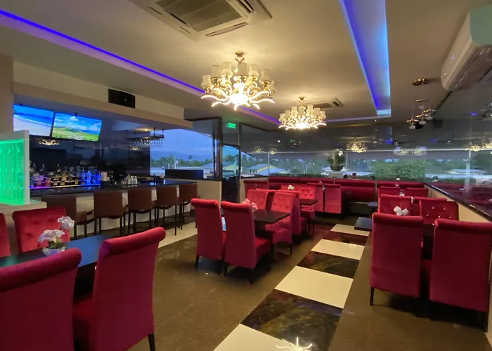 Grand Diamond Hotel Trinidad