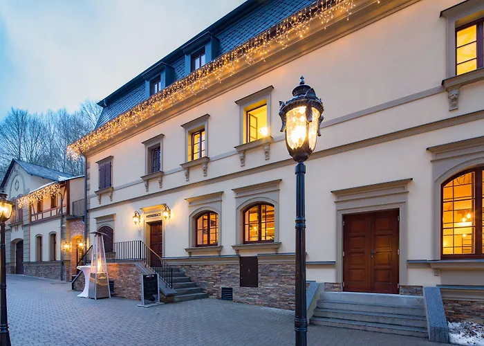 Hotel Male Versailles