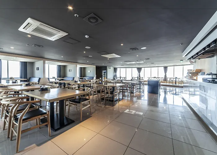 Gangneung Tourist Hotel