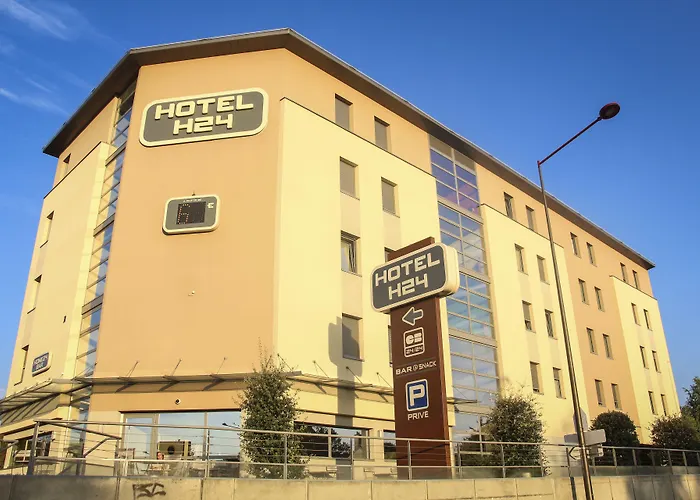 H24 Hotel