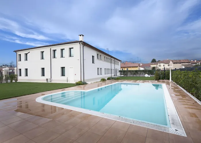 Villa Solaris Hotel&Residence