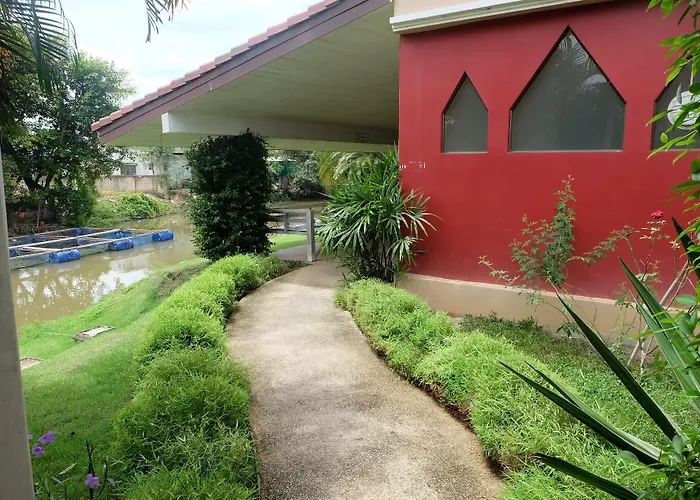 Royal Princess City Lamphun Hotel