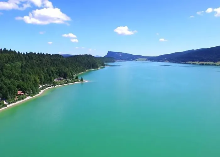 HÔTEL DE VILLE - La Baie Du Lac