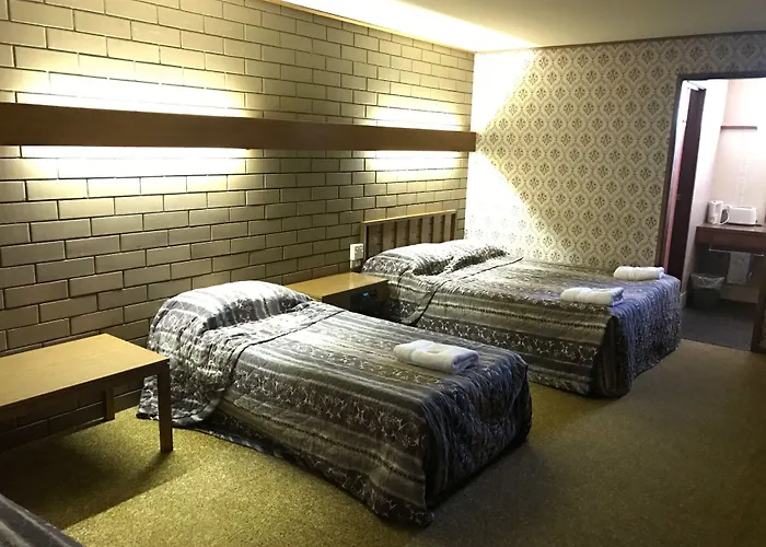 Century Motor Inn, Finley