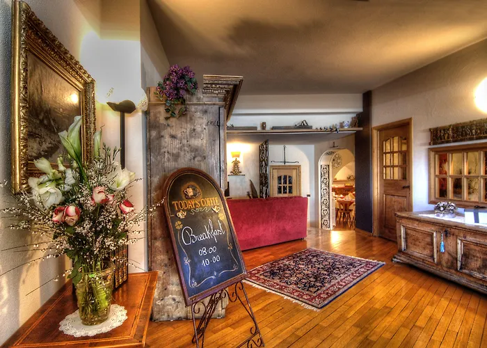 Hotel Meuble Garni Della Contea
