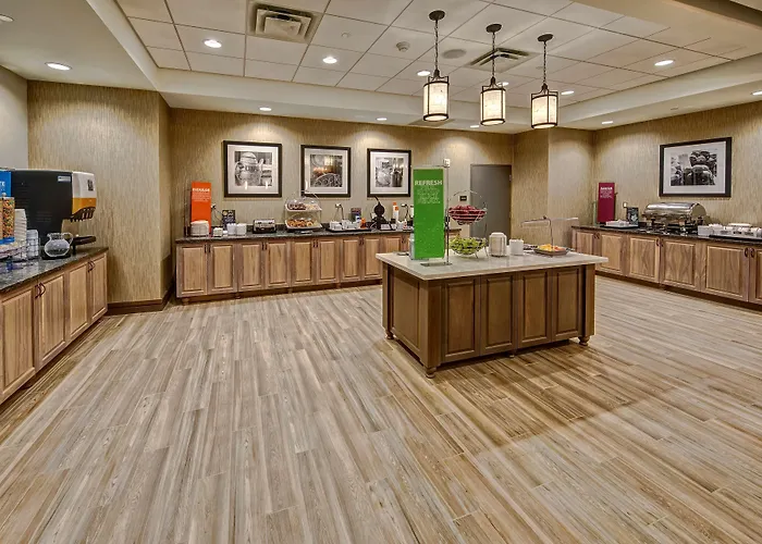 Hampton Inn & Suites Franklin Berry Farms, Tn