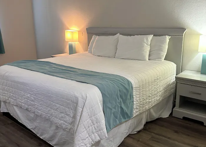 Deluxe Inn&Suites