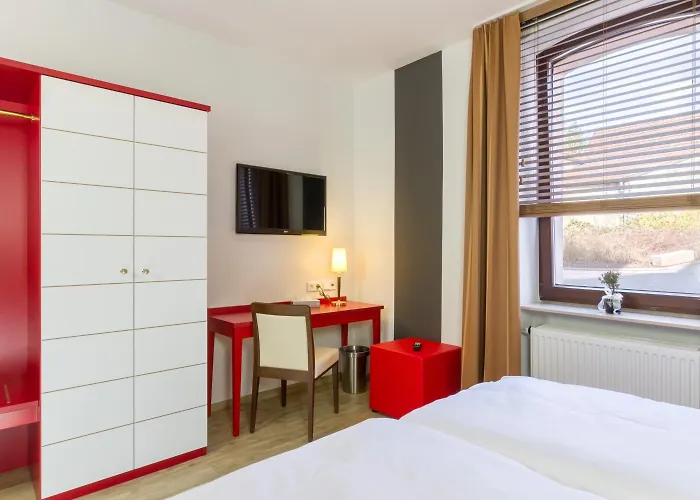Hotel L'Adresse Garni