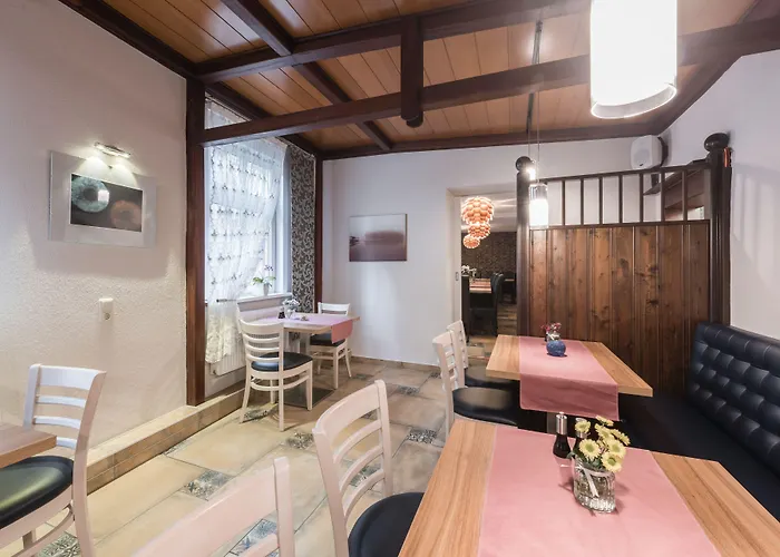 Novel Hotel