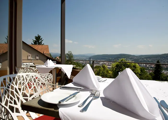 Restaurant-Hotel Maien