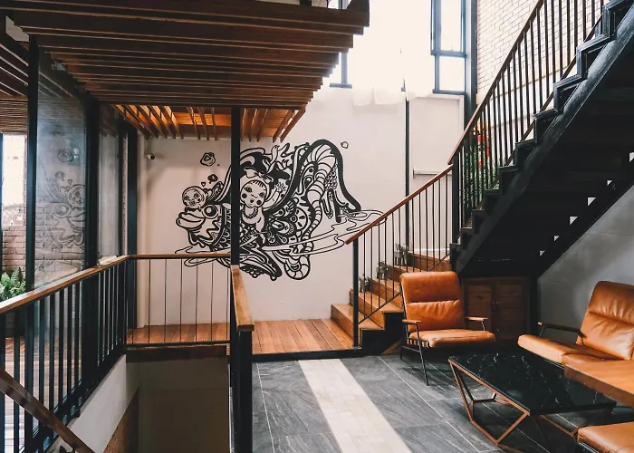 Family Tree Hotel