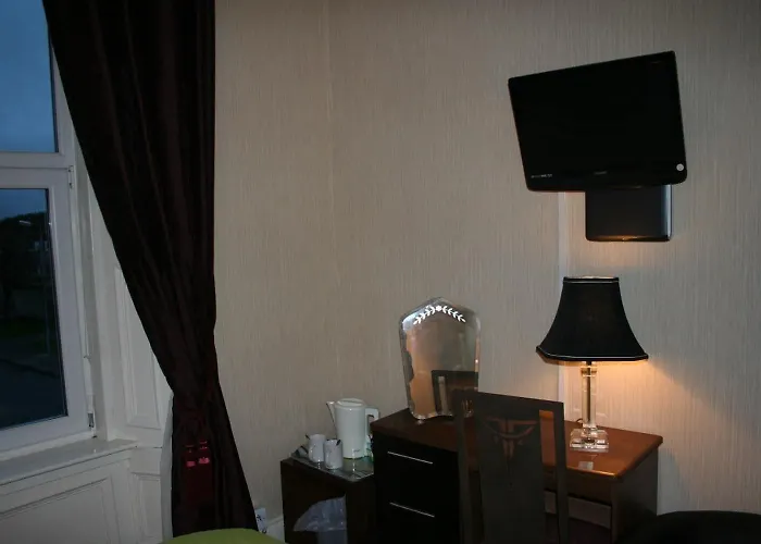 Royal Hotel