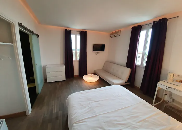 Hôtel Les 3 Terrasses