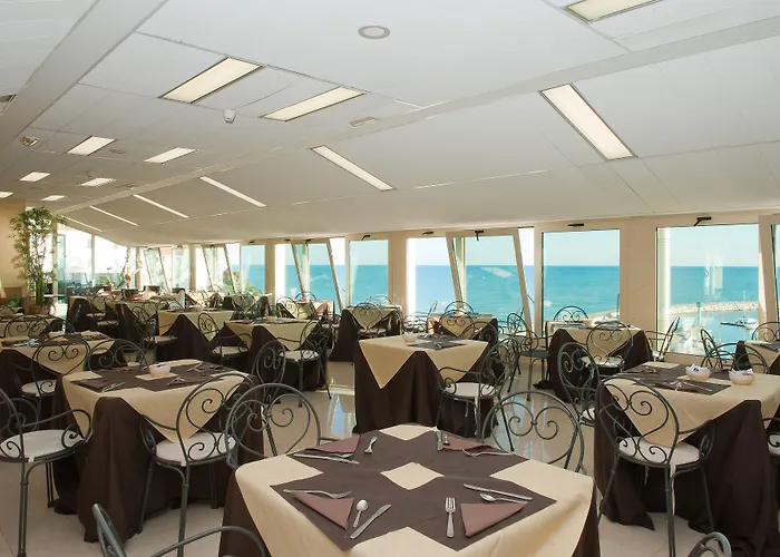 Hotel Borgo Marina