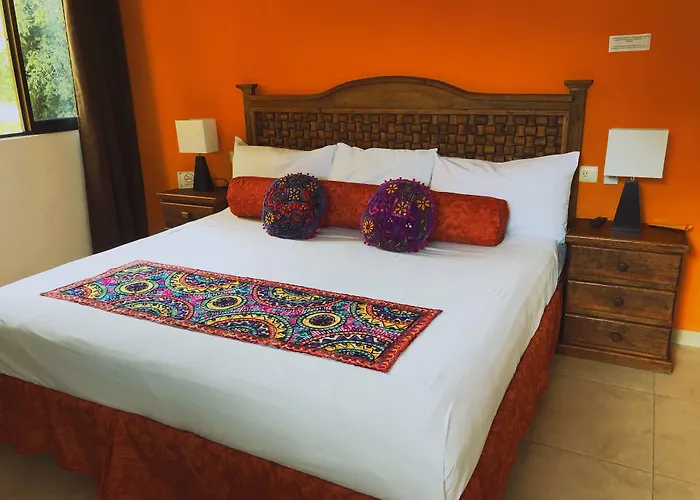Hotel Real Colonial