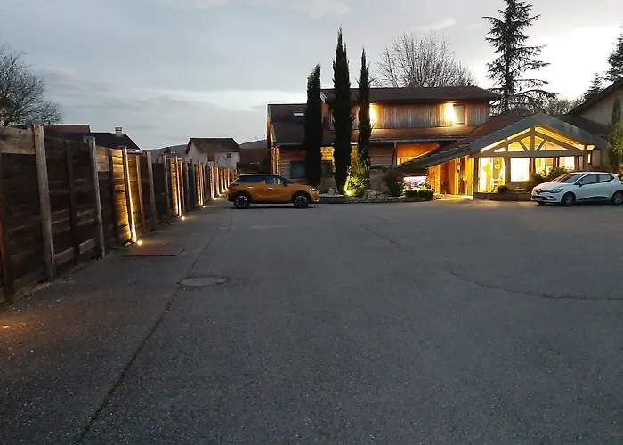 Le Clos Du Bois Joli
