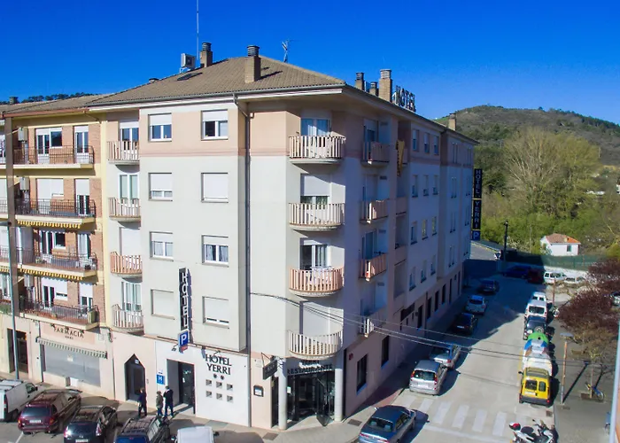 Hotel Yerri