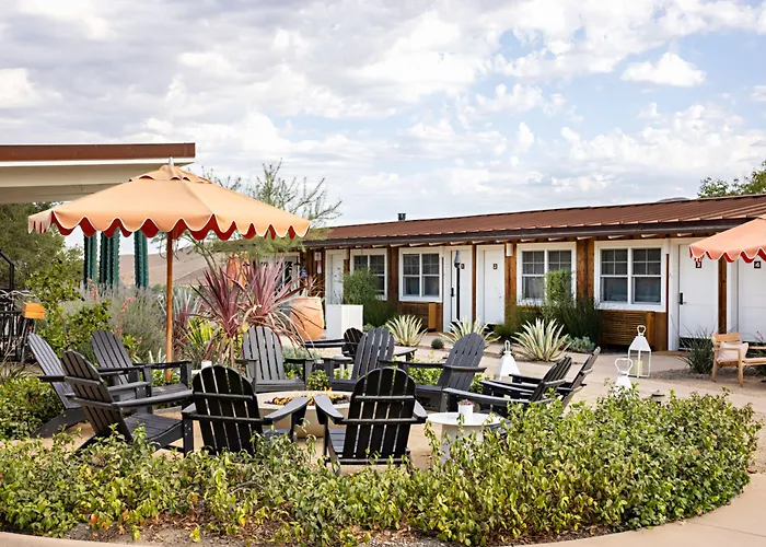 Skyview Los Alamos - 21&Over Pool