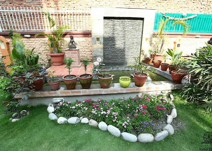 Aarya Chaitya Inn