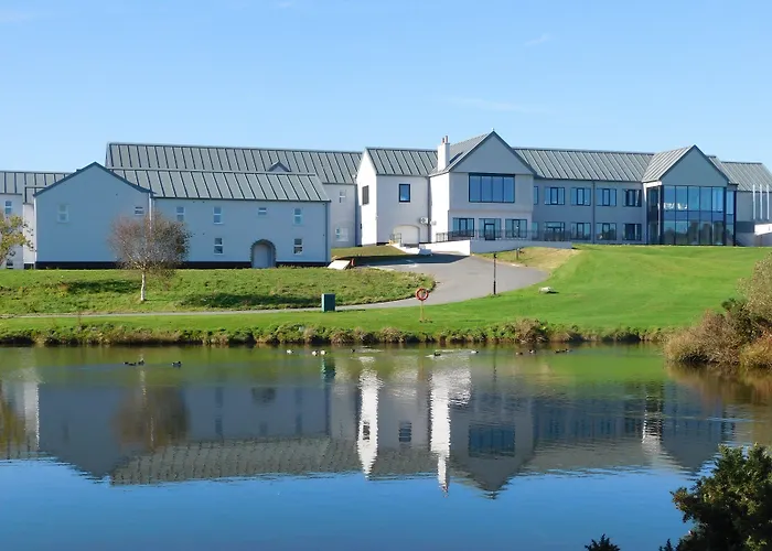 Comis Hotel & Golf Resort