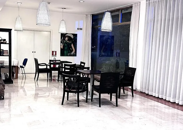 Venice Hotel con Colonnine Elettriche