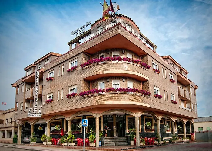 Hotel Río Cea