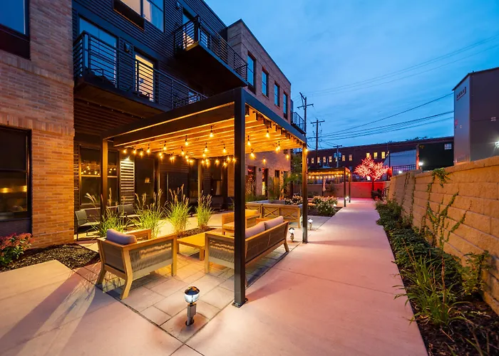 Hotel Crosby