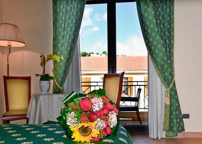 Hotel Tito Serrano'