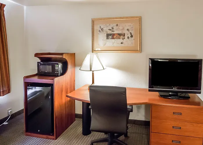 Quality Inn Parsons North