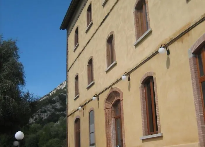 Student'S Hostel Gowett