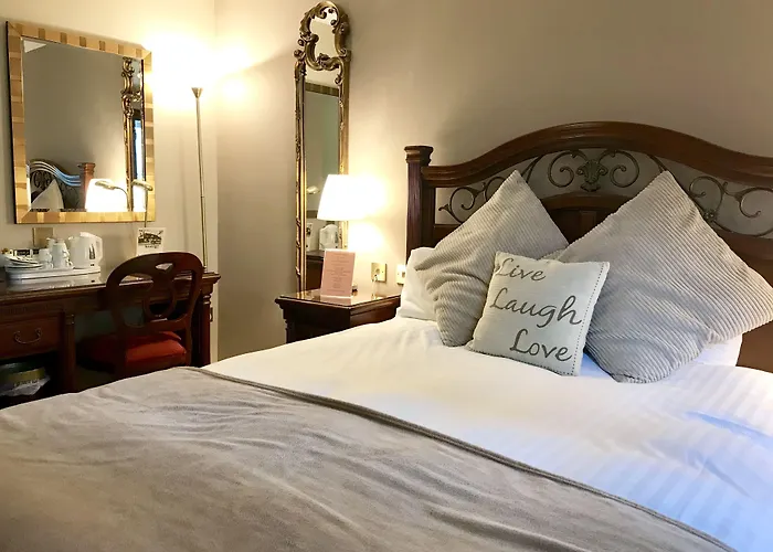 Camden Arms Hotel