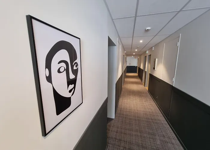 Oskar Hotel